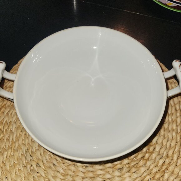 Hendera Round Covered Vegetable Dish by Wentworth Ivy Pattern with Lid - Picture 9 of 11